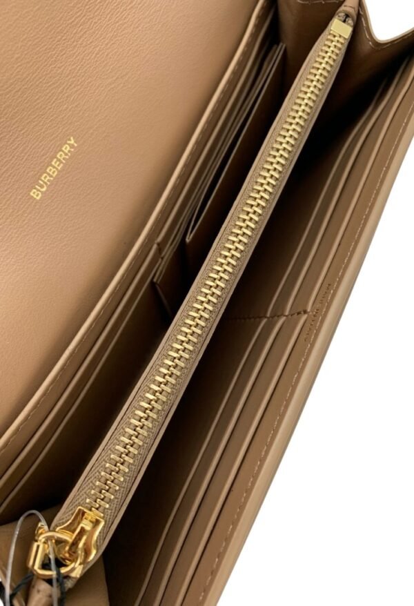 BURBERRY - CALKSIN WALLET TB - Image 8